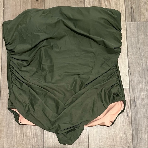 J. Crew Echo Ruched Bandeau One Piece Swimsuit in Green Size 22 - Picture 2 of 5